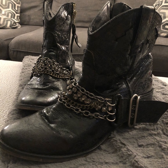 Nadara Shoes - Black Western Style Ankle Booties Boho: Size 10